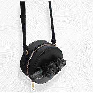 New ZARA black city bag faux leather wt flower 🌸